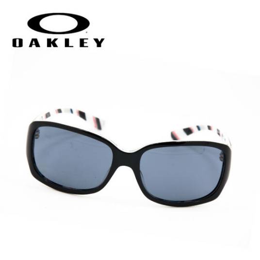 oakley（品牌名）