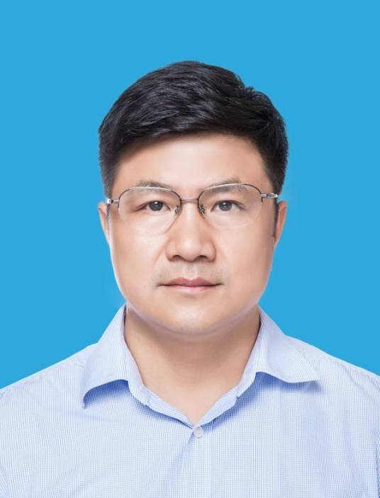 杨洪峰（湖南省湘西自治州委常委，州人民政府党组副书记、常务副州长）