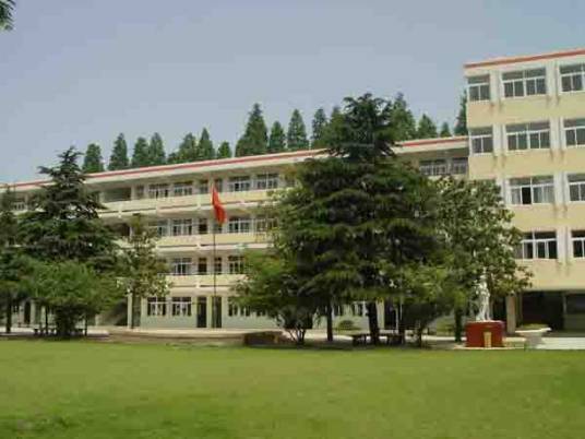 南京市南湖第三小学