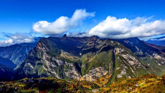 巴山大峡谷