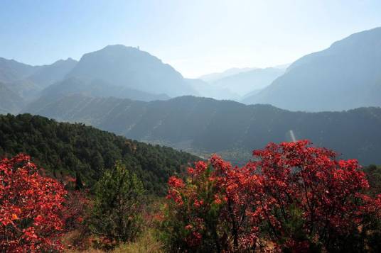 石膏山