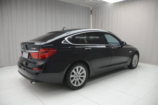 2011款宝马535i xDrive 豪华型