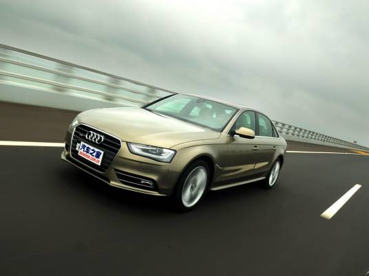 一汽奥迪 A4L 2013款 50 TFSI quattro旗舰型