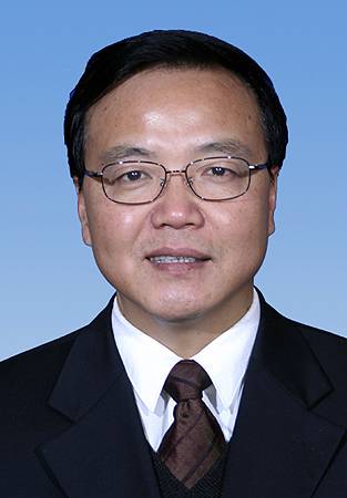 李堂堂