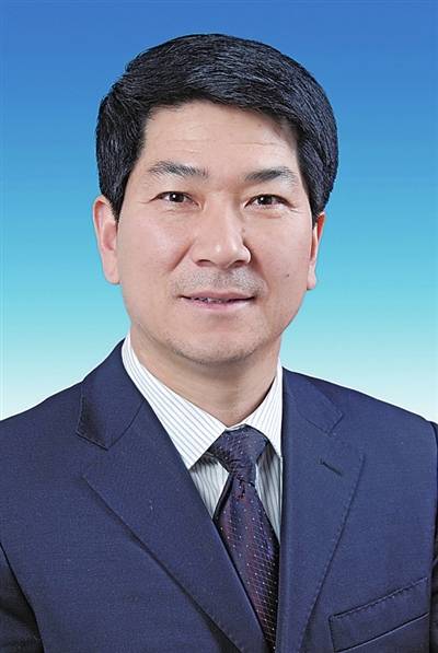 焦石（甘肃省委副秘书长、省委办公厅主任）