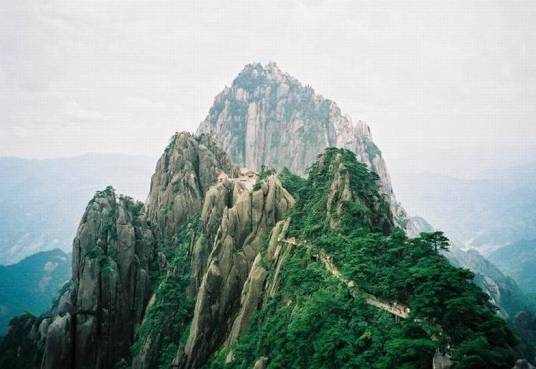 莲花峰（广东境内山峰）