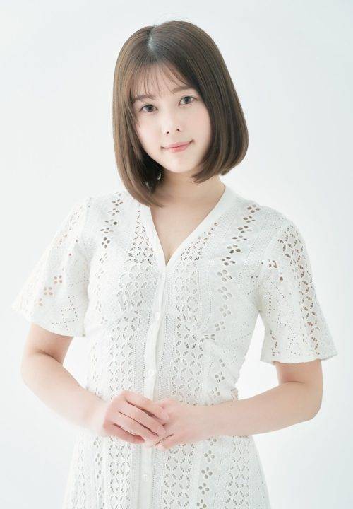 小坂井祐莉绘