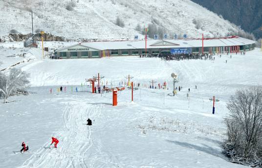 神农架旅游滑雪场