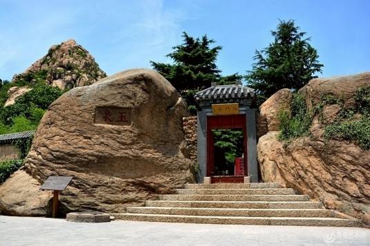 石门寺（山东青岛大珠山石门寺）