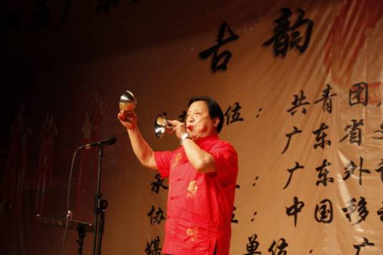 吴安明（唢呐演奏家）